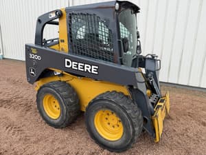 2013 John Deere 320D Image