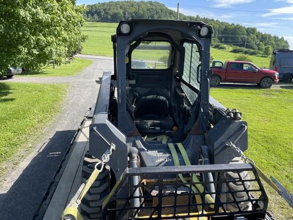 Image of John Deere 320D equipment image 1