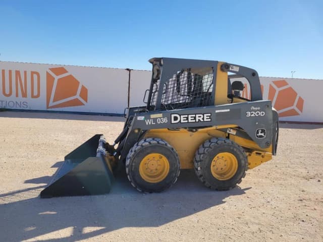Image of John Deere 320D equipment image 1