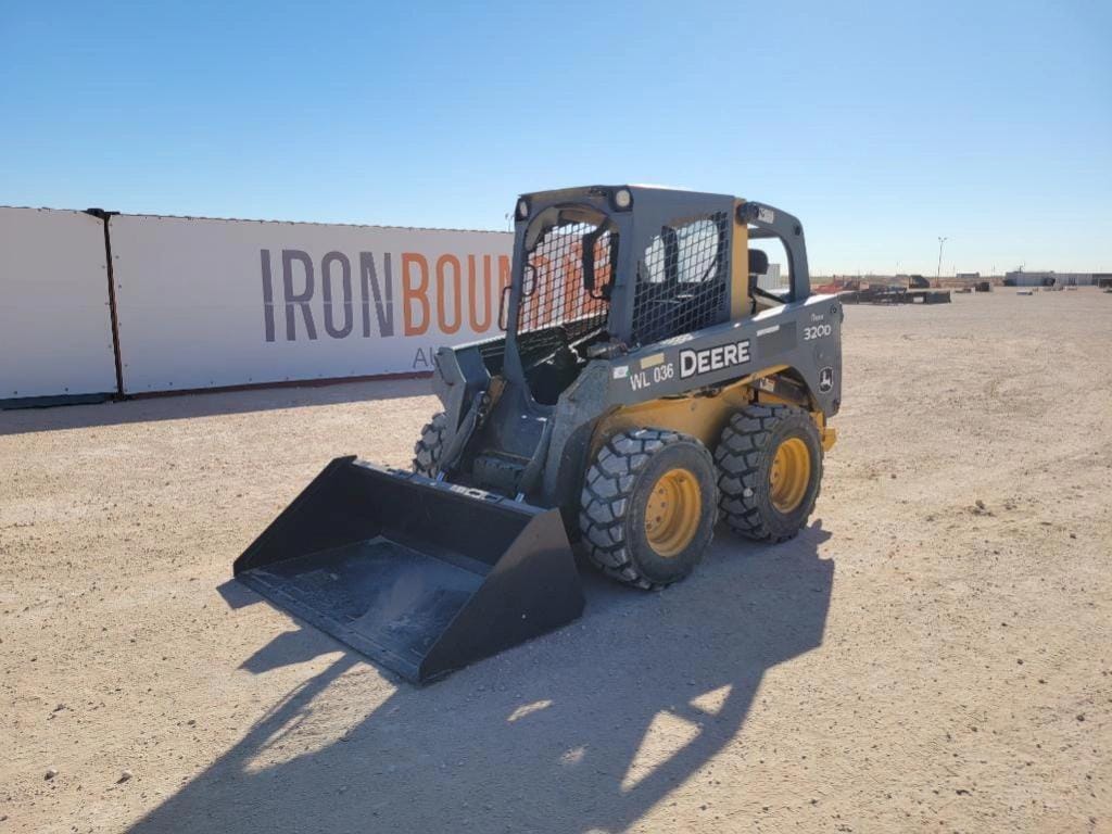 2013 John Deere 320D Equipment Image0