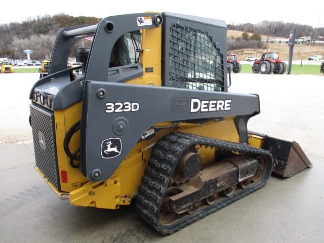 Image of John Deere 323D equipment image 1