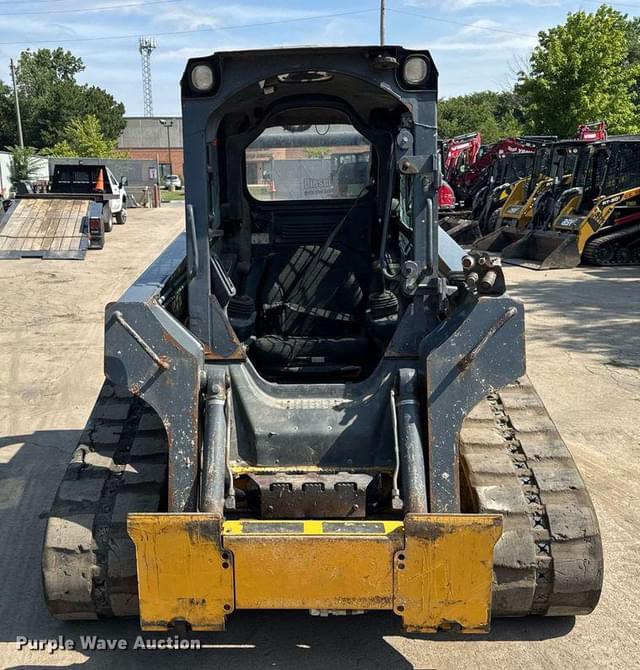 Image of John Deere 323D equipment image 1