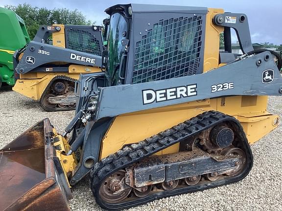 Image of John Deere 323E equipment image 2