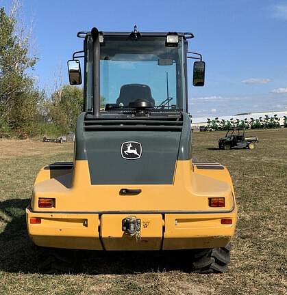 Image of John Deere 324J equipment image 3