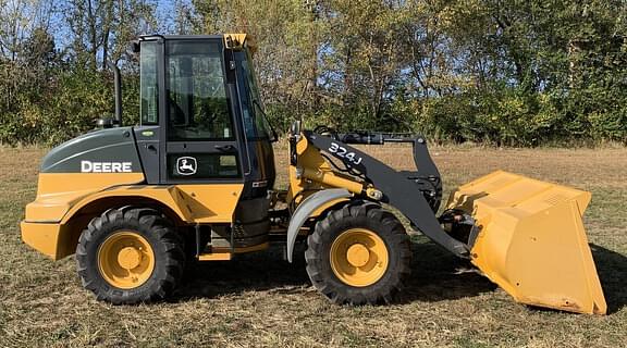 Image of John Deere 324J equipment image 1