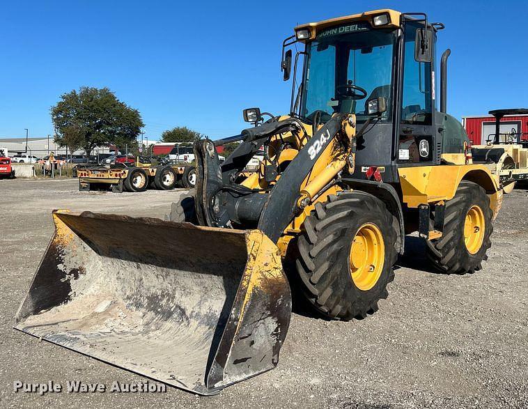 Image of John Deere 324J Primary image