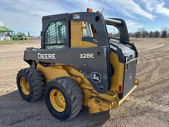 Image of John Deere 328E equipment image 2