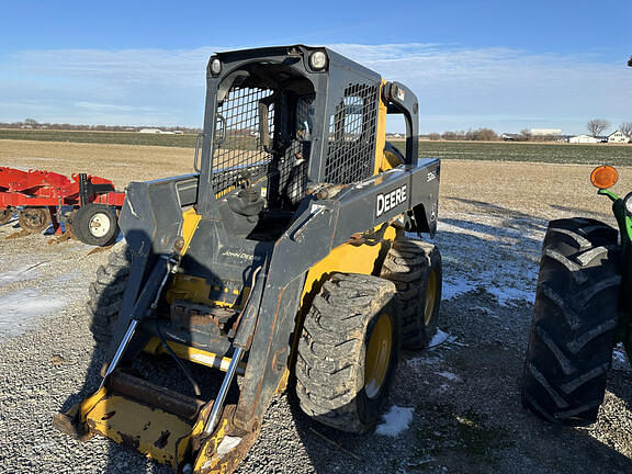 Image of John Deere 328E Image 1