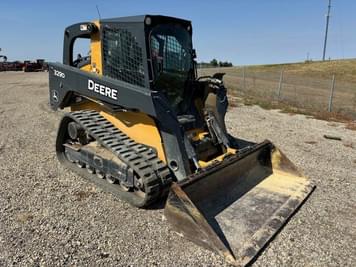 Main image John Deere 329D