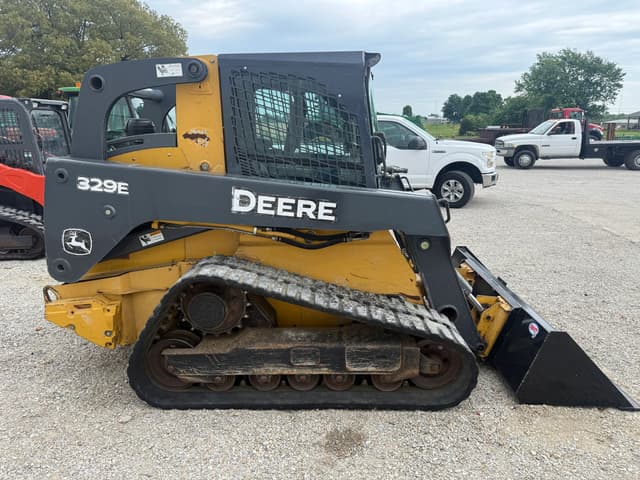 Image of John Deere 329E equipment image 1
