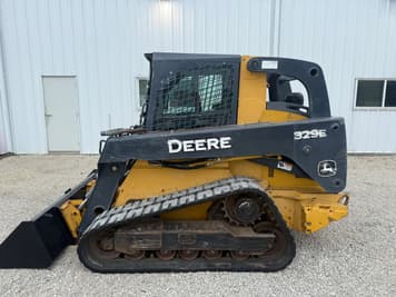 Main image John Deere 329E