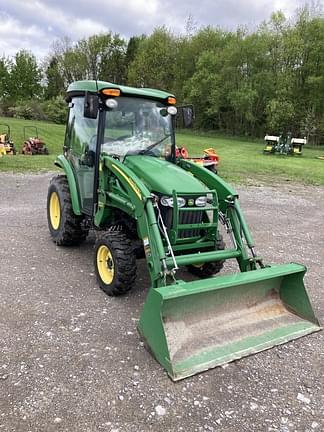 Image of John Deere 3320 Primary image