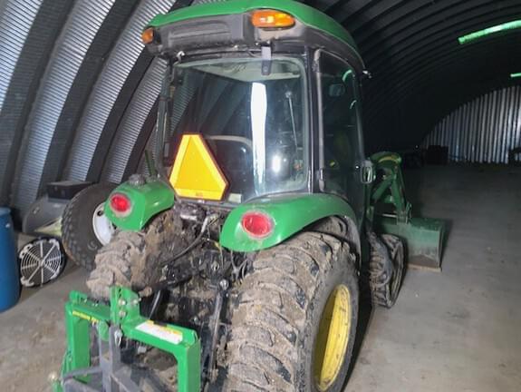 Image of John Deere 3320 equipment image 4