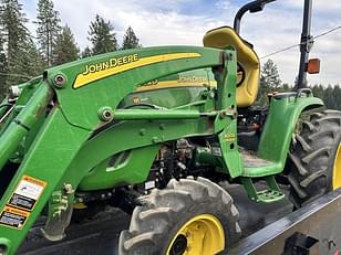 Main image John Deere 3320