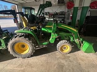 2013 John Deere 3320 Equipment Image0