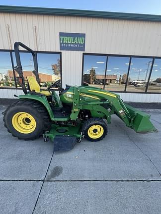 Image of John Deere 3320 equipment image 2