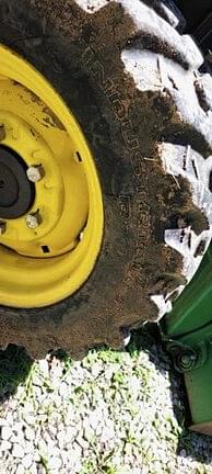 Image of John Deere 3320 equipment image 3