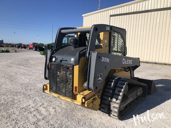 Image of John Deere 333E equipment image 3