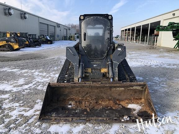 Image of John Deere 333E equipment image 1