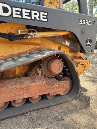 Image of John Deere 333E equipment image 3