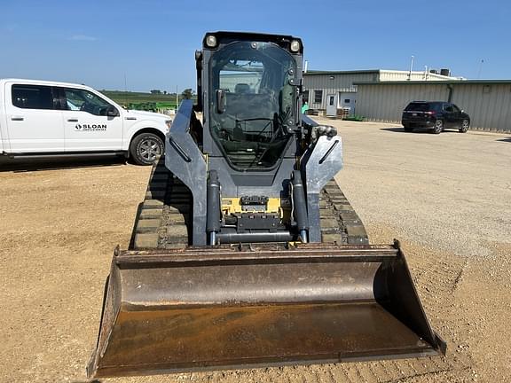 Image of John Deere 333E equipment image 4