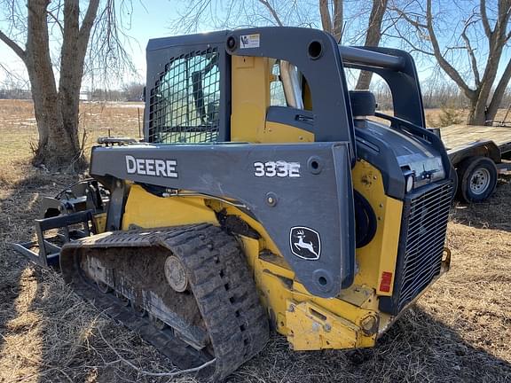 Image of John Deere 333E equipment image 3