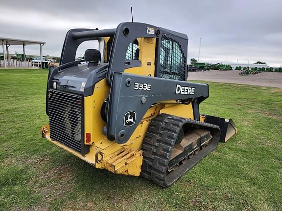 Image of John Deere 333E equipment image 4