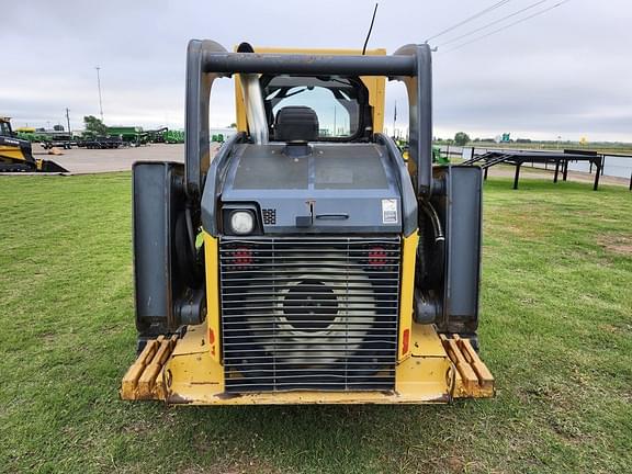 Image of John Deere 333E equipment image 3