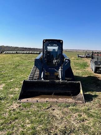 Image of John Deere 333E equipment image 2