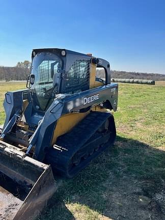 Image of John Deere 333E equipment image 4