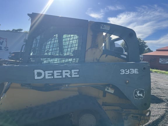 Main image John Deere 333E