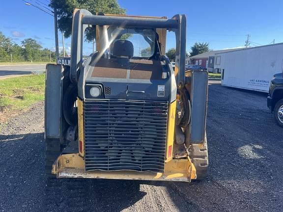 Image of John Deere 333E equipment image 2