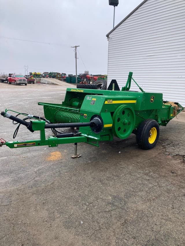 Image of John Deere 338 equipment image 1