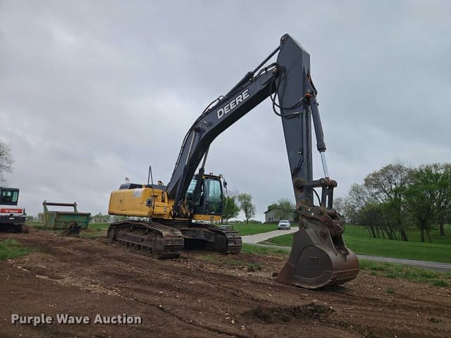 Image of John Deere 350G LC equipment image 2