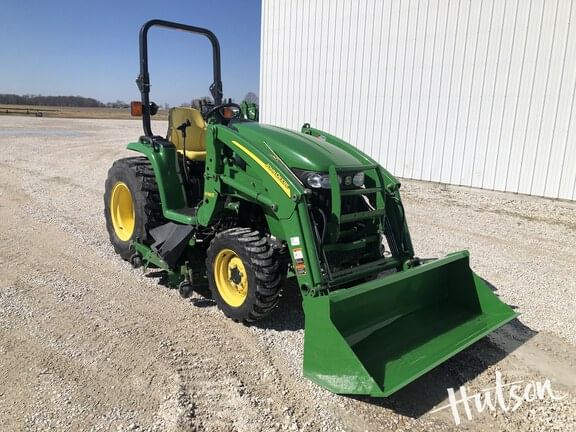 2013 John Deere 3520 Equipment Image0