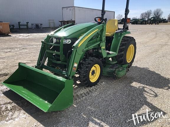 Image of John Deere 3520 equipment image 3