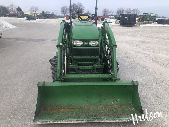 Image of John Deere 3520 equipment image 1