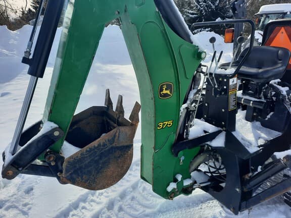 Image of John Deere 3520 equipment image 3