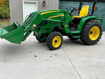 Main image John Deere 3520