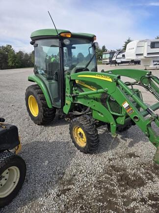 2013 John Deere 3520 Equipment Image0