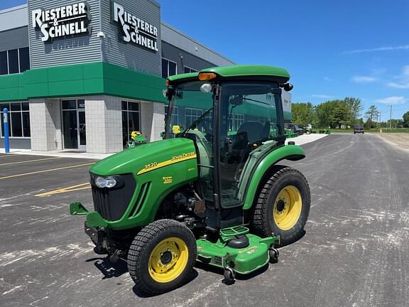 Image of John Deere 3520 equipment image 4