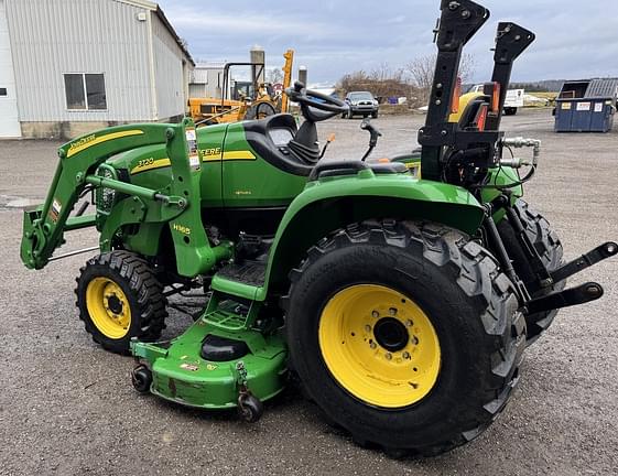 Image of John Deere 3720 equipment image 3