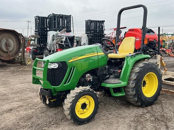 Image of John Deere 3720 Primary image