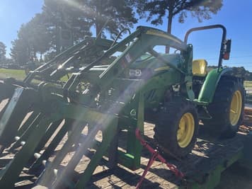 Main image John Deere 4105