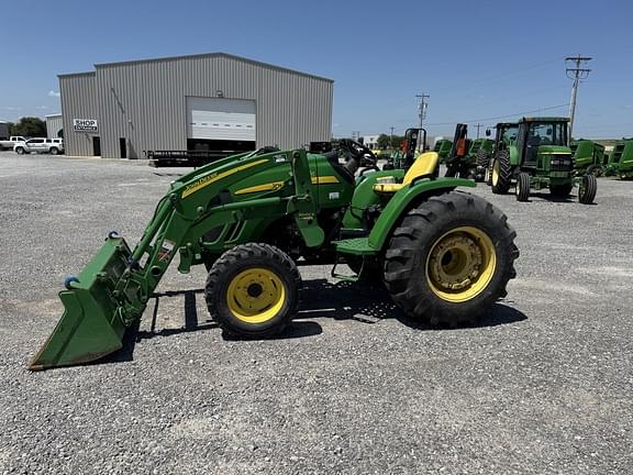 Image of John Deere 4105 equipment image 1