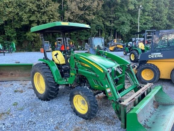 Image of John Deere 4105 equipment image 1