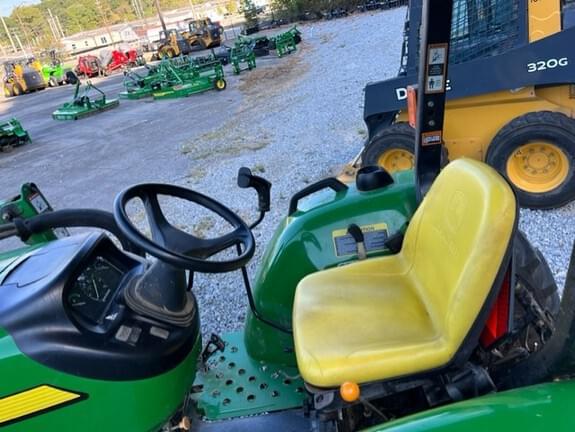 Image of John Deere 4105 equipment image 3