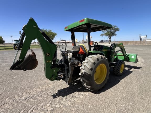 Image of John Deere 4105 equipment image 4