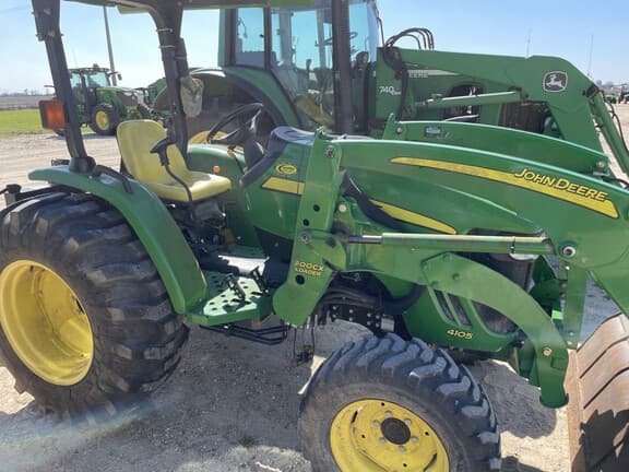 Image of John Deere 4105 Primary image