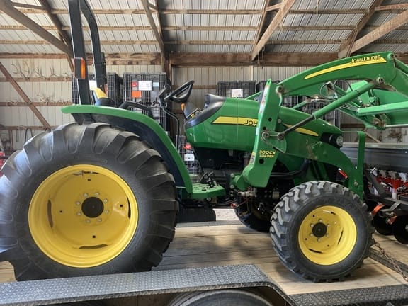 Main image John Deere 4105